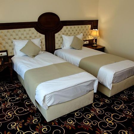 La Casa Cu Stuf Hotel Baldovinesti Kültér fotó