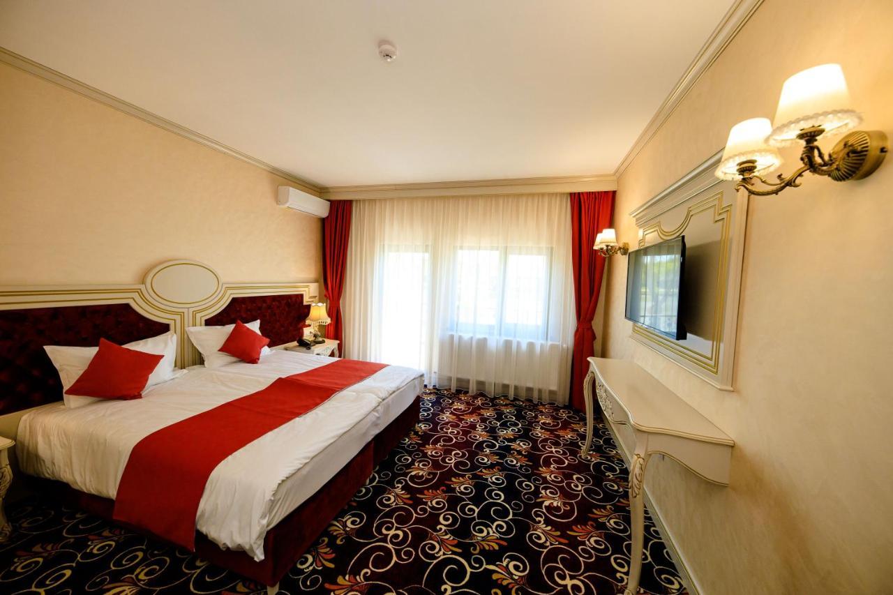 La Casa Cu Stuf Hotel Baldovinesti Kültér fotó